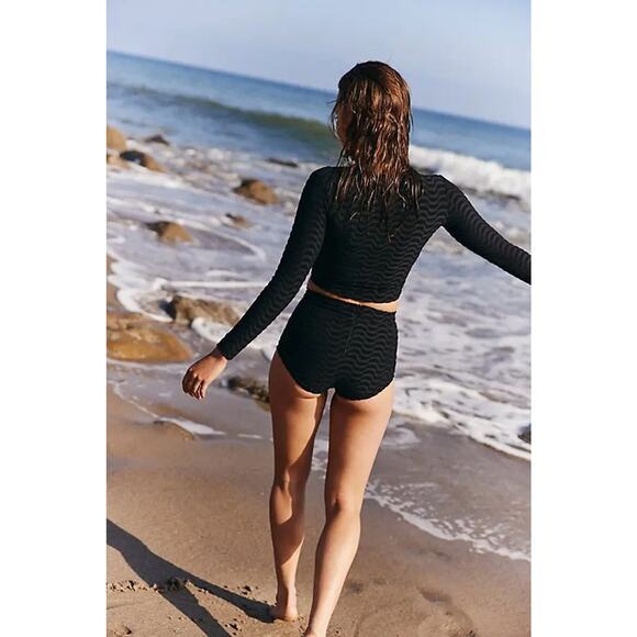 NWT FREE PEOPLE Seea Palomar Crop Top Rashguard/Georgia High-Waist Surf Bottoms - Picture 4 of 6